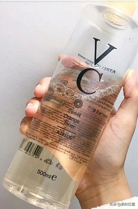 保湿爽肤水怎么用（vc保湿爽肤水怎么样）-第1张图片
