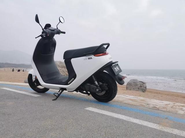 小牛电动车官网小鸟（小牛电动车和小鸟电动车哪个质量好）-第2张图片