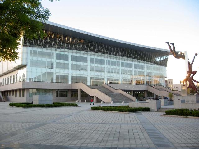 大连民族学院图书馆（大连民族学院图书馆让进吗）-第3张图片