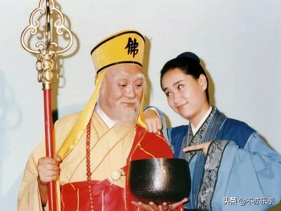 模仿赵雅芝白娘子（赵雅芝白娘子图片）-第3张图片
