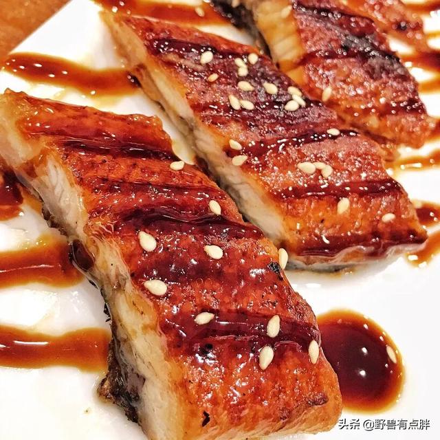 八目鳗鱼图片特性（八目鳗鱼嘴巴图片）-第2张图片