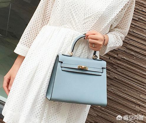 包包品牌排行榜前十名女士图片（包包品牌排行榜前十名图标女士）-第2张图片