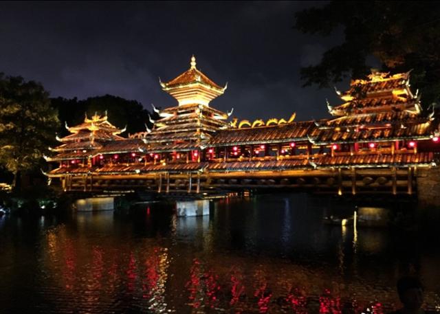 广东温泉网红打卡（地派温泉网红打卡点）-第2张图片
